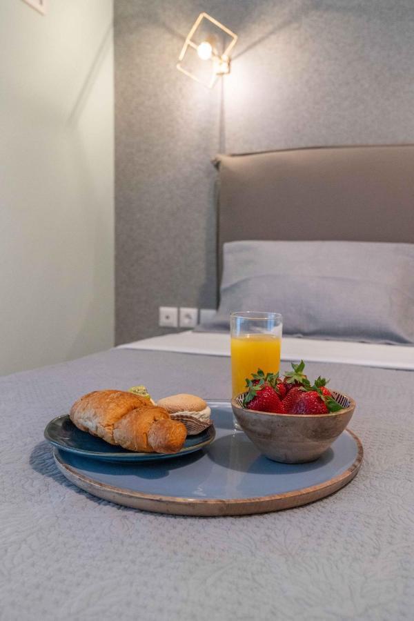 Suites 05-06 - Smart Cozy Suites - Large 2 Bedroom, Near Athens And Metro Dış mekan fotoğraf
